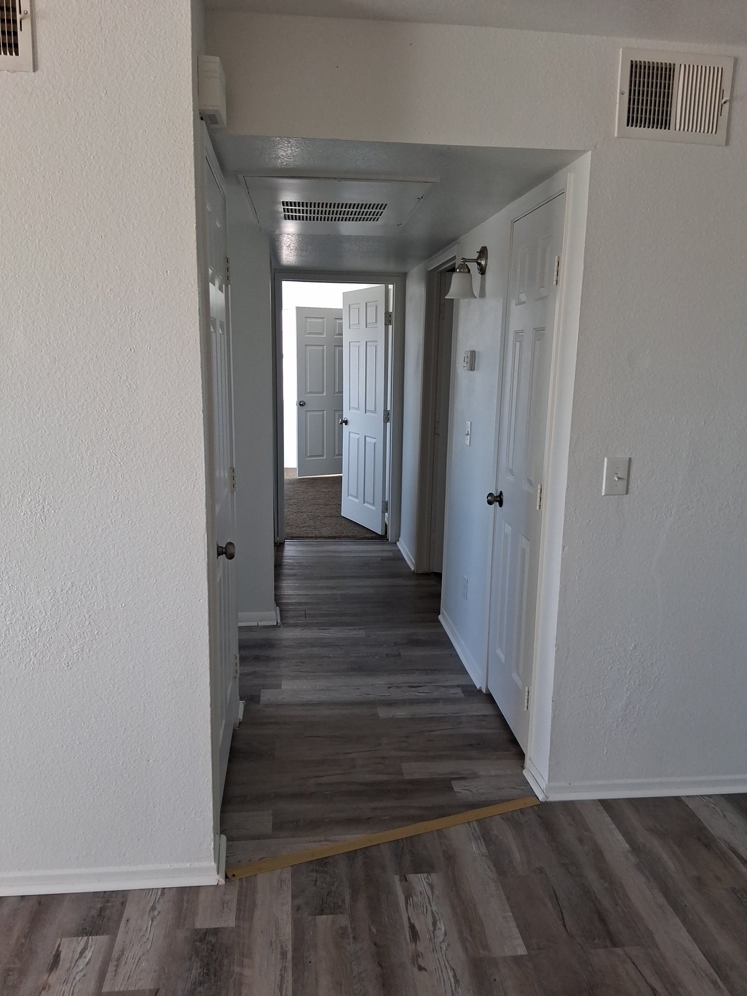 Needles Apartment: 1970 Clary Dr