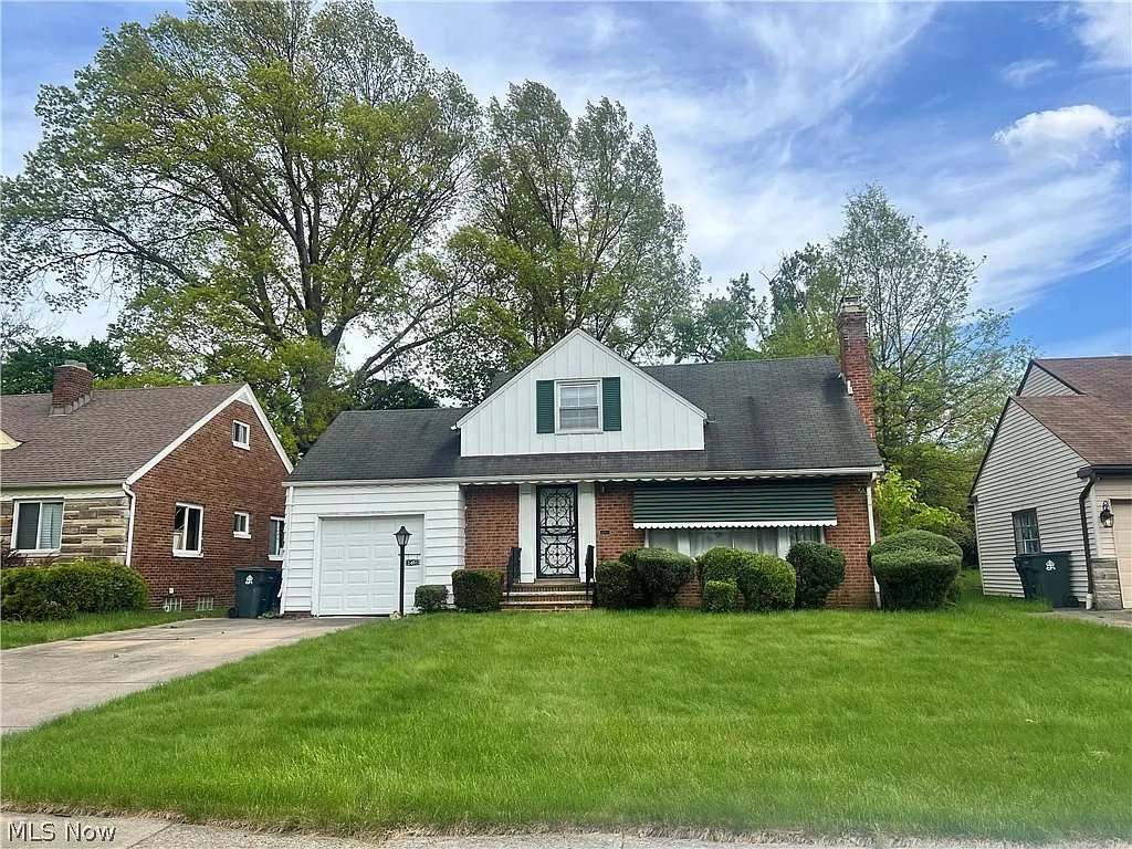 Cleveland Heights House: 3482 Monticello Blvd