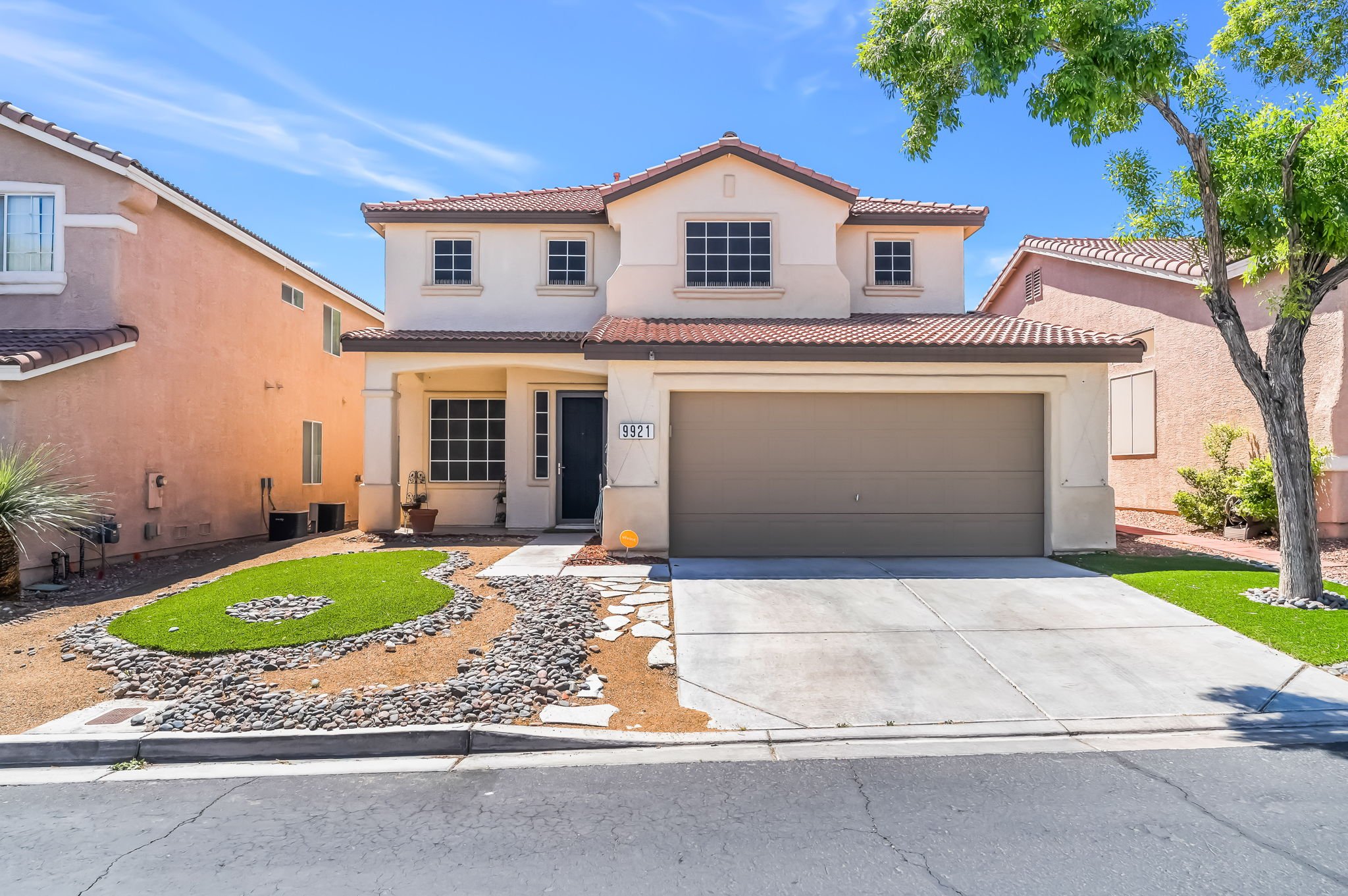 Las Vegas House: 9921 Canyon Peak Dr