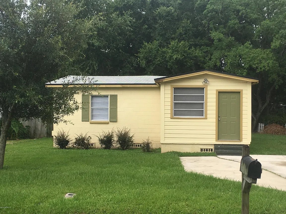 Jacksonville House: 1017 Velma Street