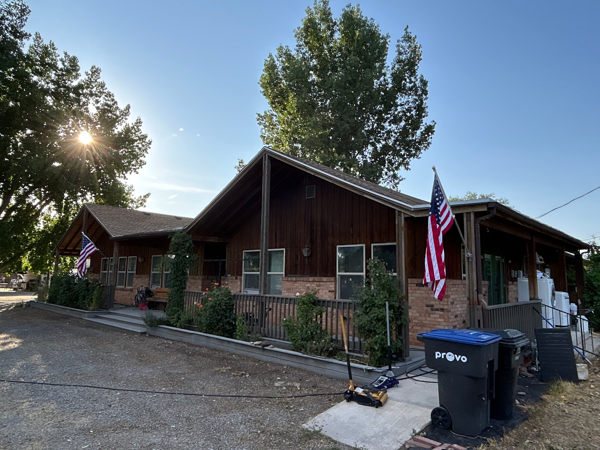 Provo House: 2858 W Center St