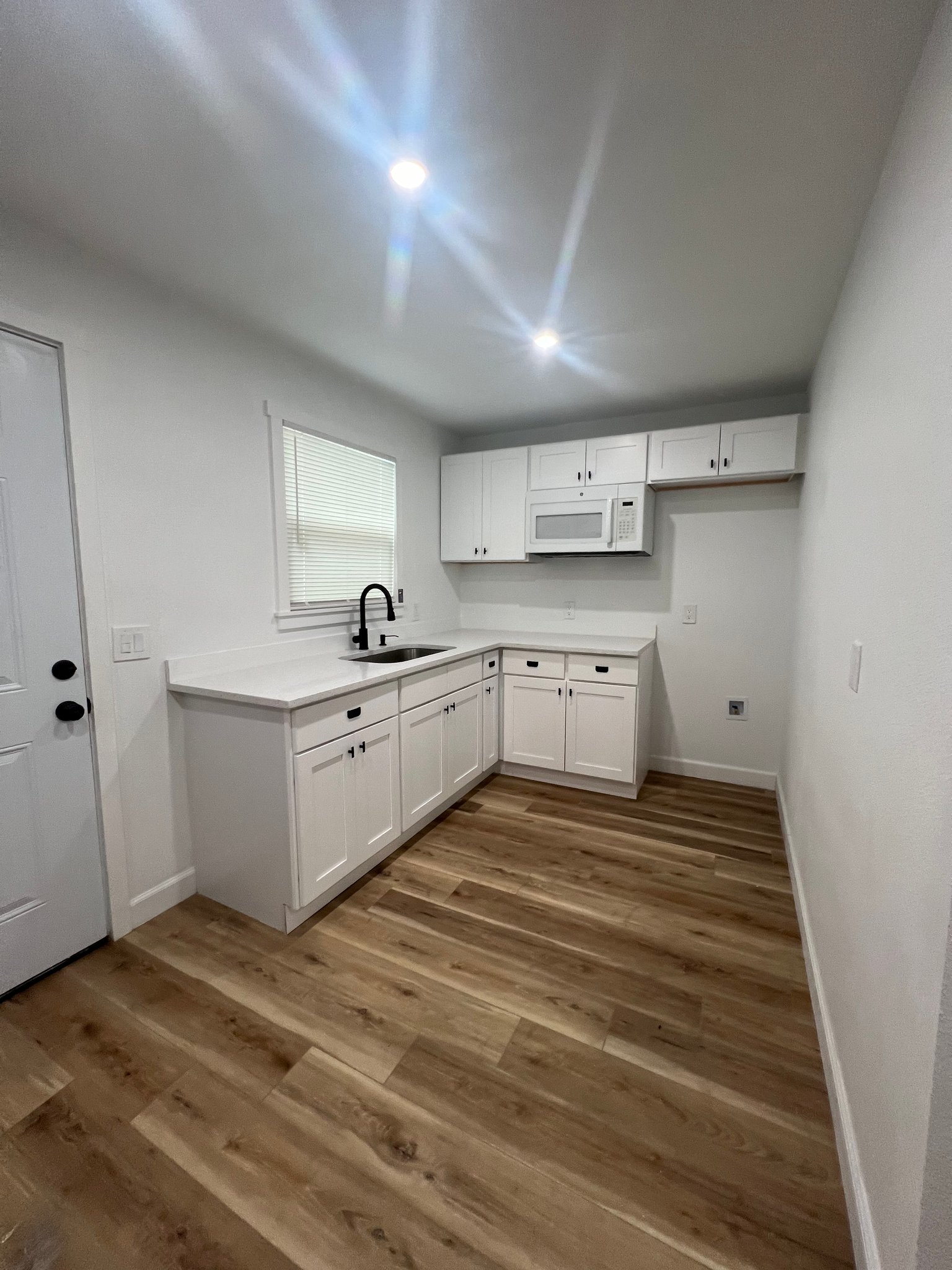 Tampa Apartment: 2408 S 76th St