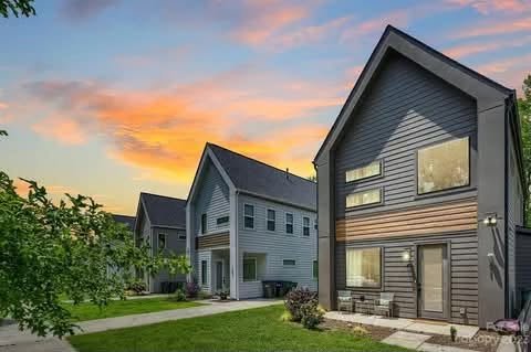 Charlotte Single Room: 4115 Merlane Dr