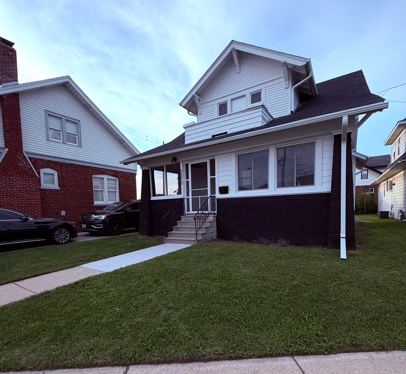 Kenosha House: 3210 Roosevelt Rd