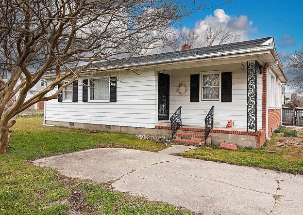 Cambridge House: 739 Rosemont Avenue