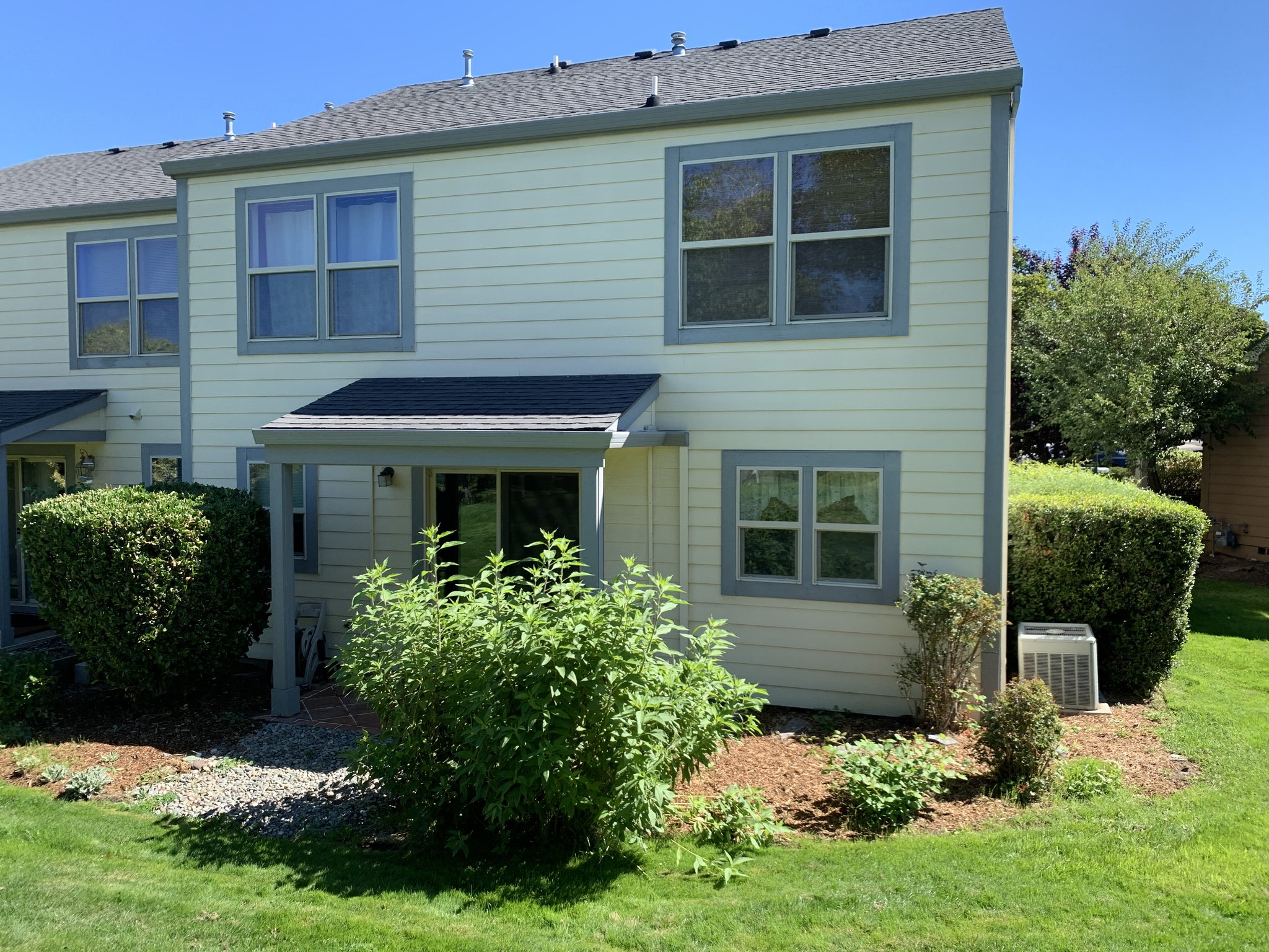 Ashland House: 51 Crocker St
