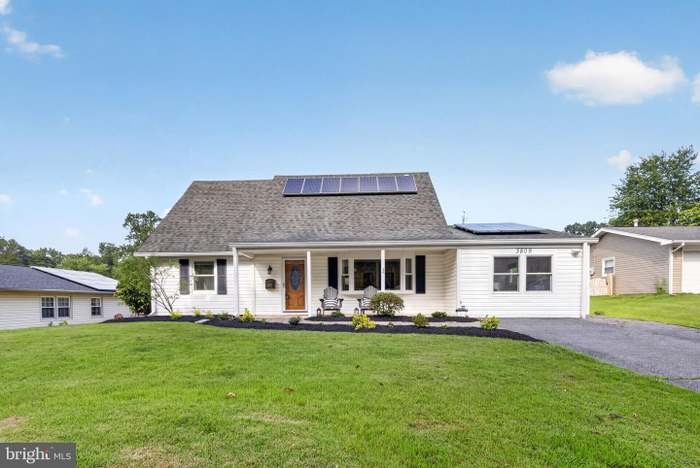 Bowie House: 3809 Irongate Lane