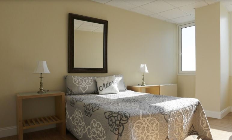 Atlantic City Apartment: 101 Boardwalk Ave