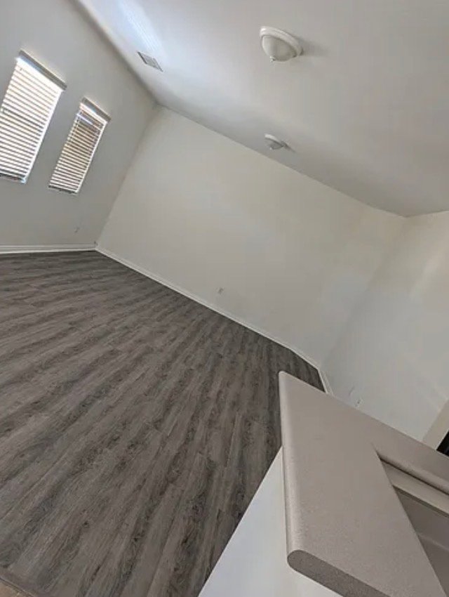 Palmdale Apartment: 3305 E Palmdale Blvd