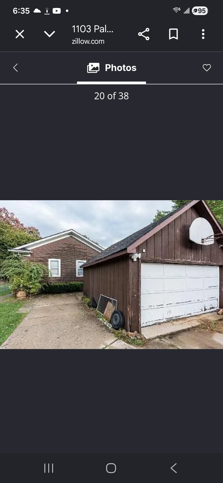Waukegan House: 1103 palmer pl