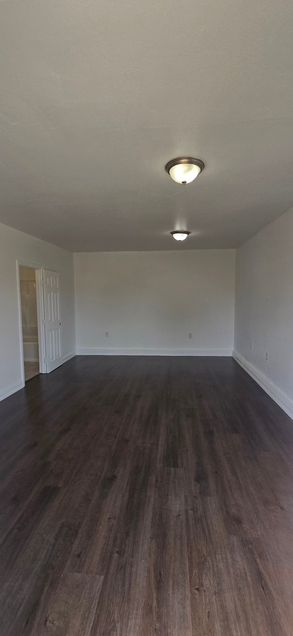 San Bernardino House: 2373 N Alameda Ave