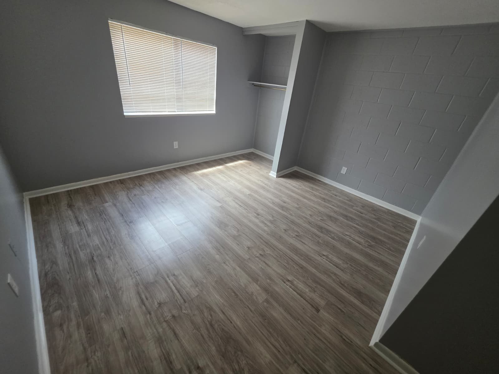 Jackson Apartment: 1505 North West Street