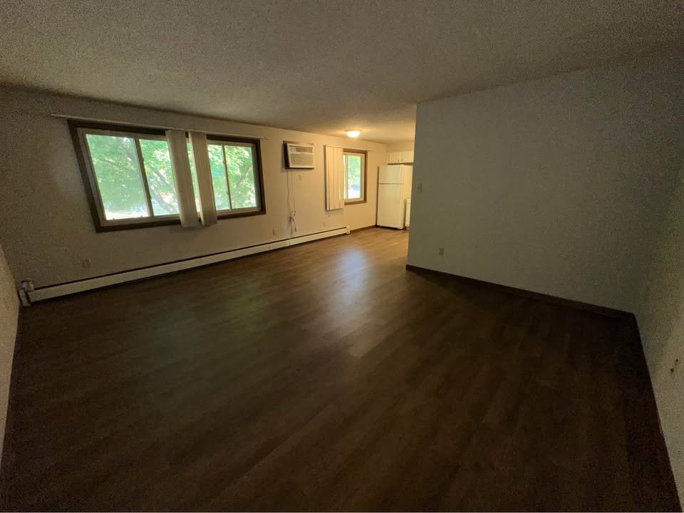 Coralville Condo: 700 19th Avenue