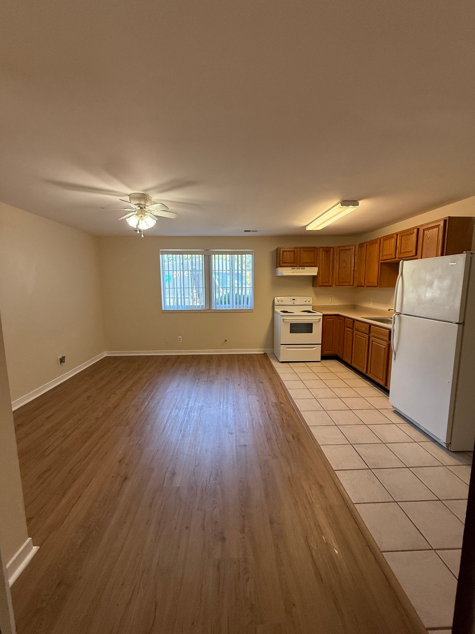 Yale Apartment: 420 North St