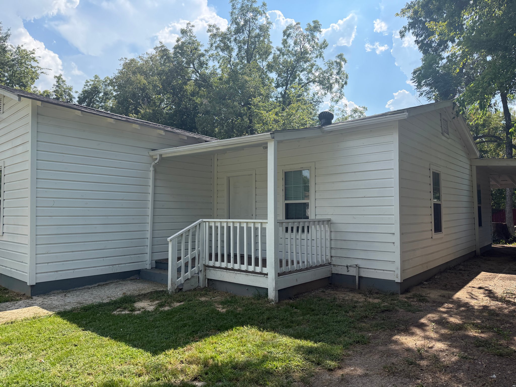 Texarkana House: 1017 Oak St
