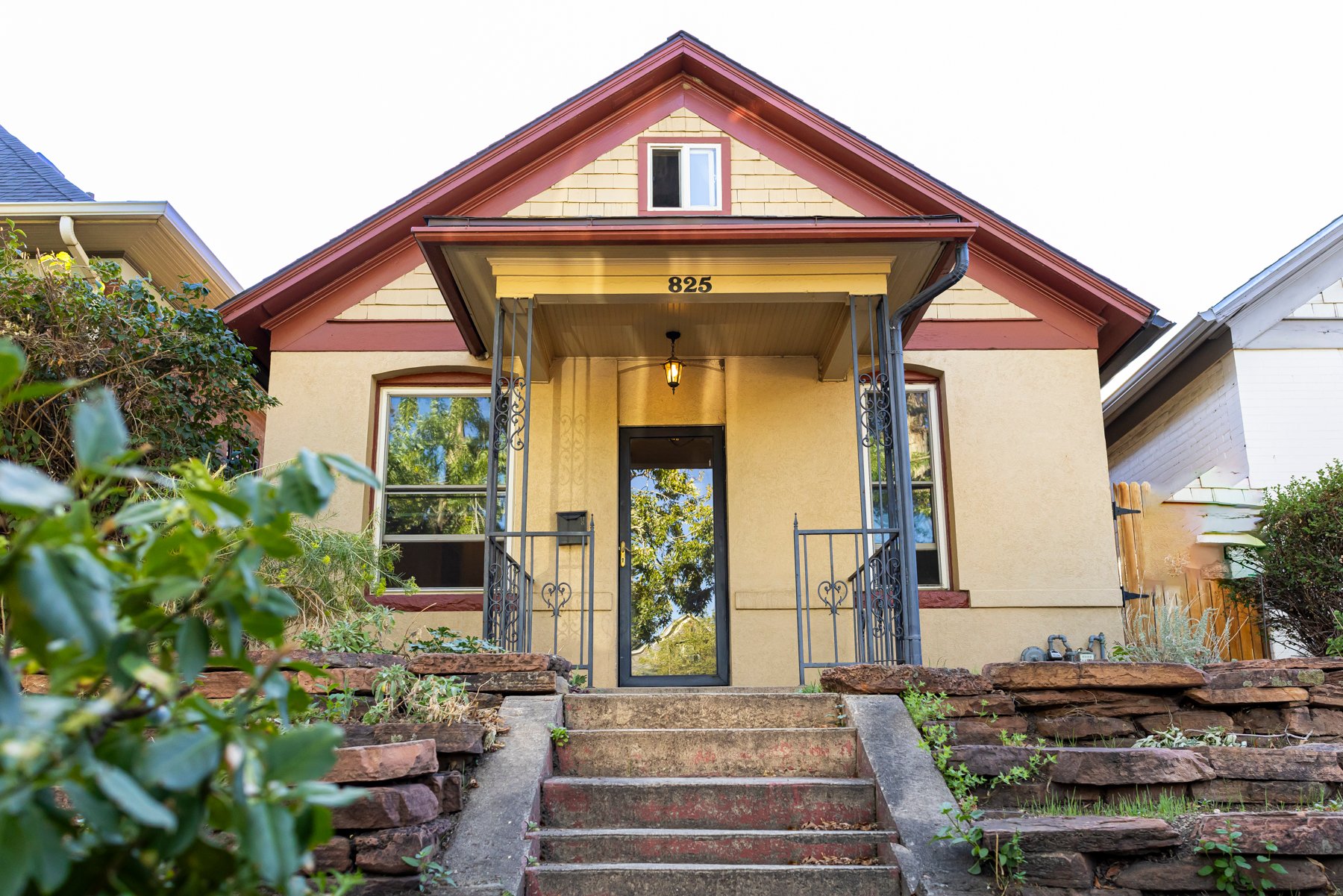Denver House: 825 Elati St