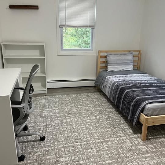 Falls Church Single Room: 114 S Lee St