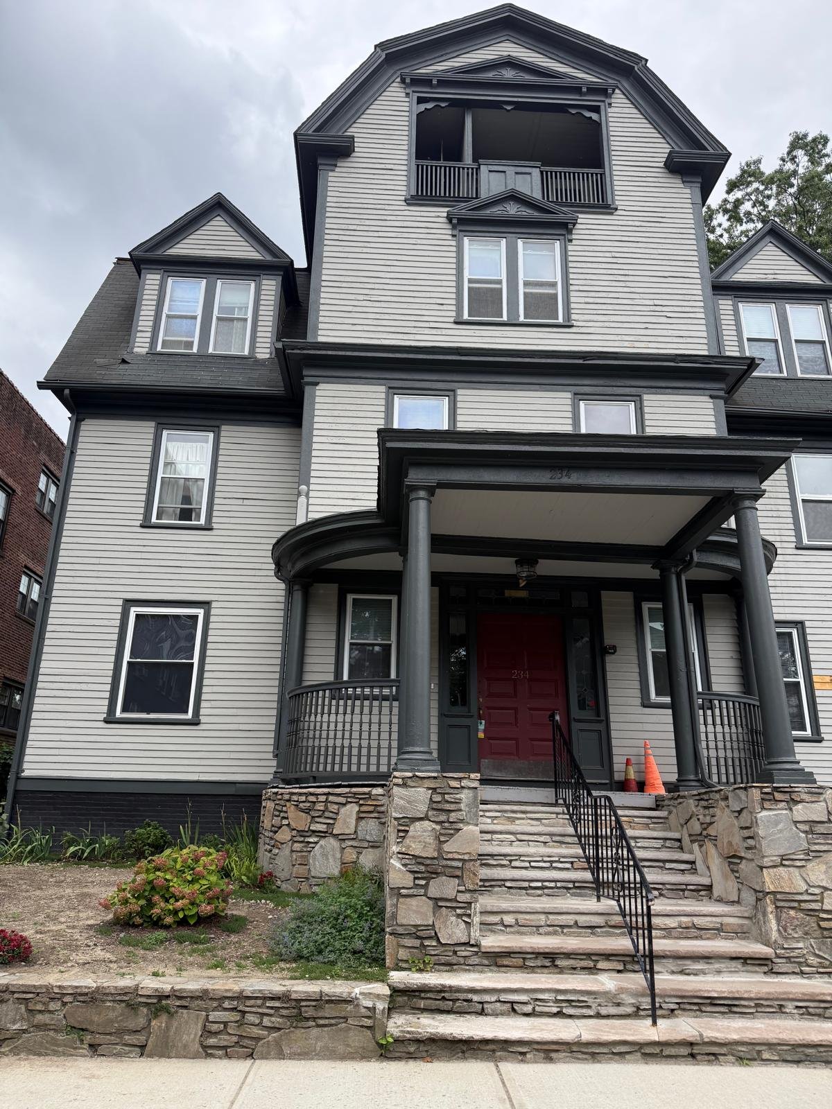 providence Apartment: 234 Wayland ave