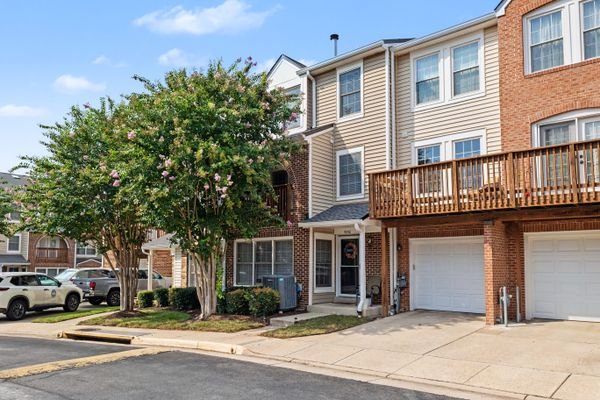 Woodbridge Townhome: 4046 Chetham Way