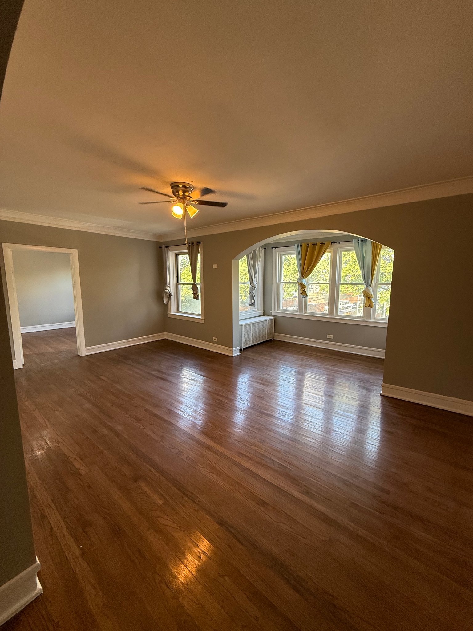 Chicago Apartment: 3104 W 64th St