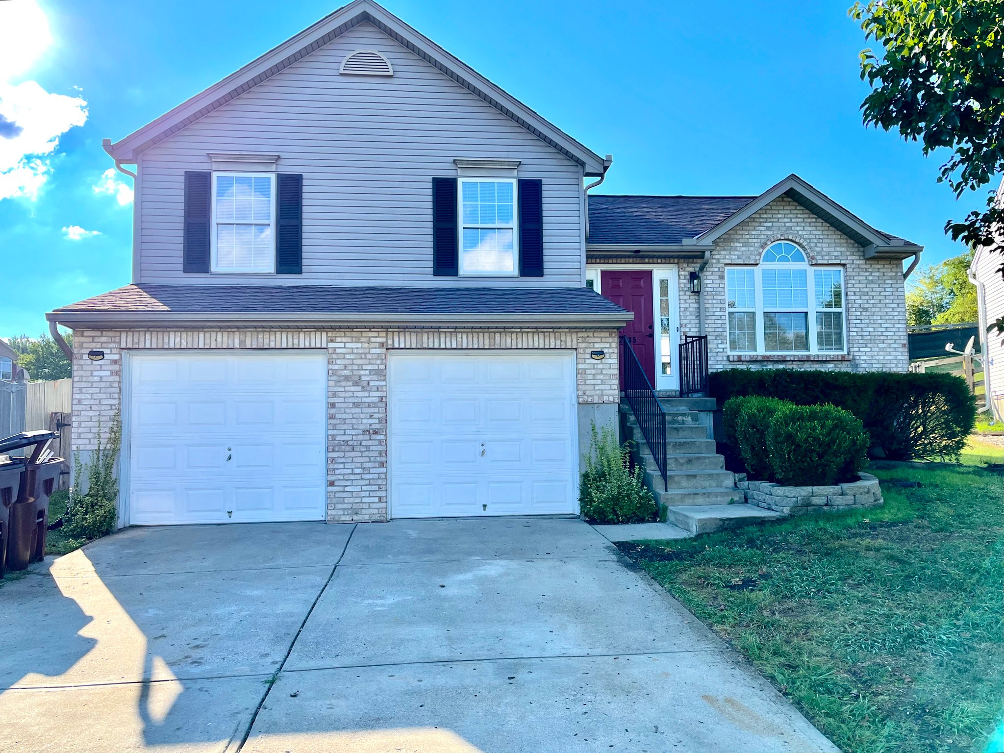 Hebron House: 2435 Hilliard Dr