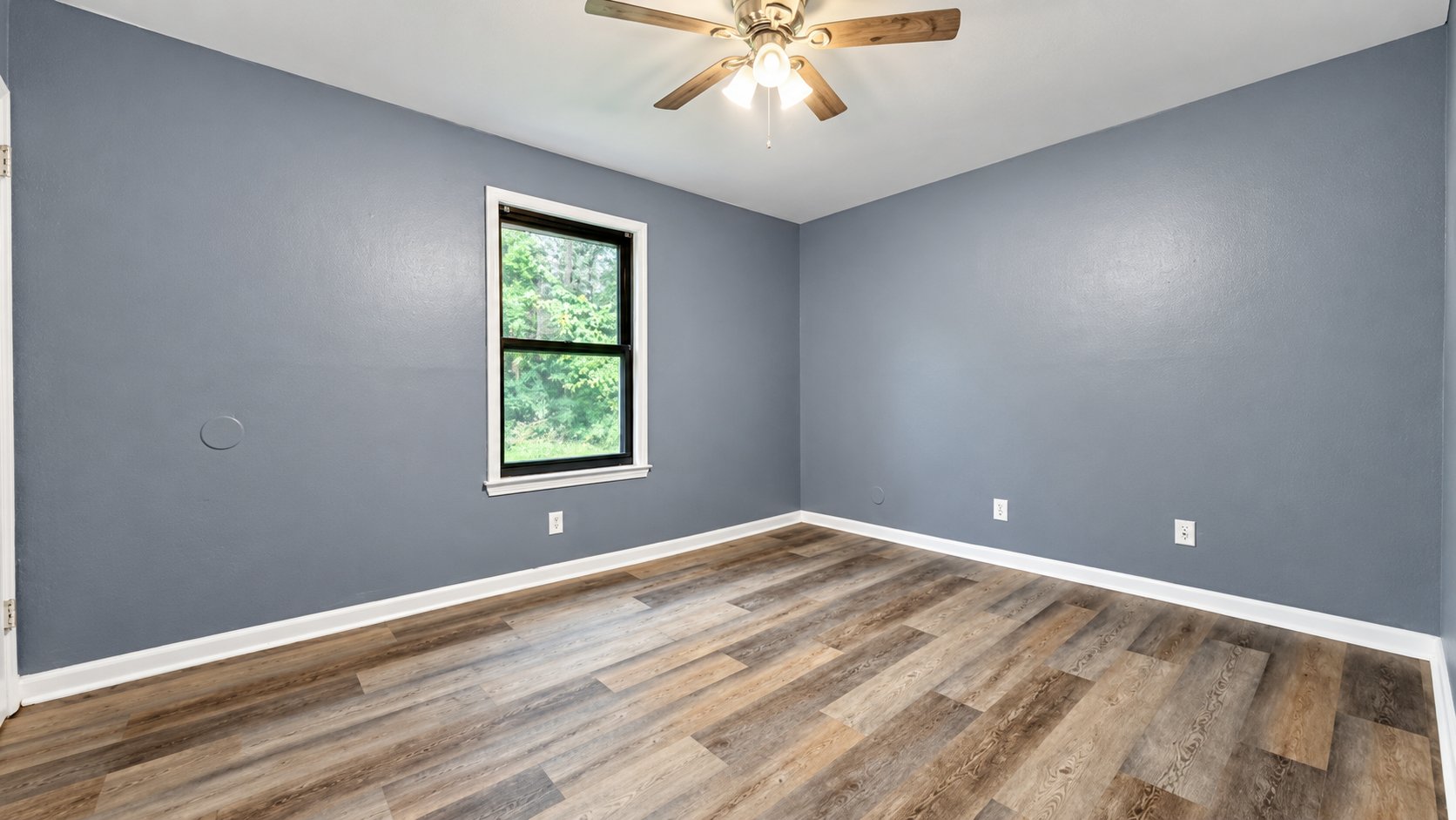 Forest Park Multiplex: 564 Evergreen Ter,
