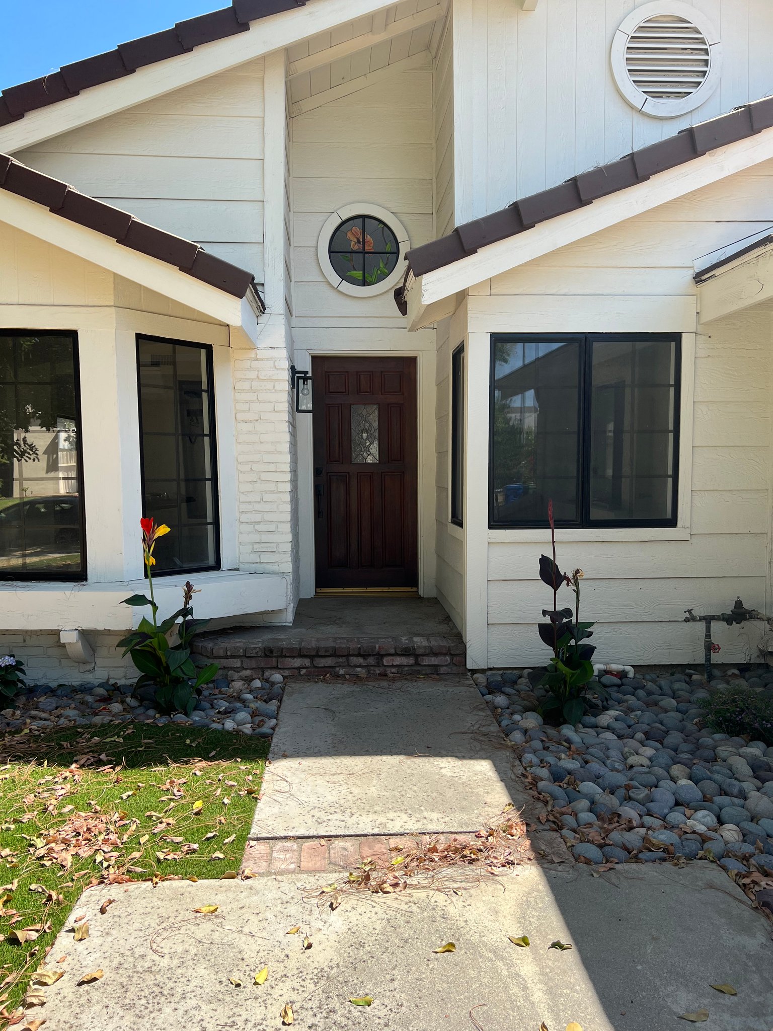 Winnetka House: 20230 Stagg St
