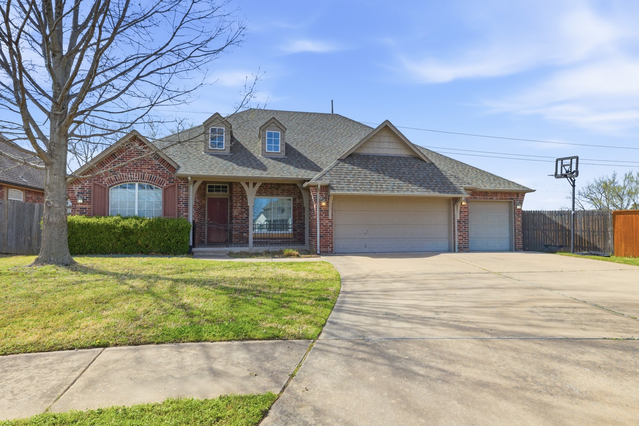 Jenks House: 508 N Willow St