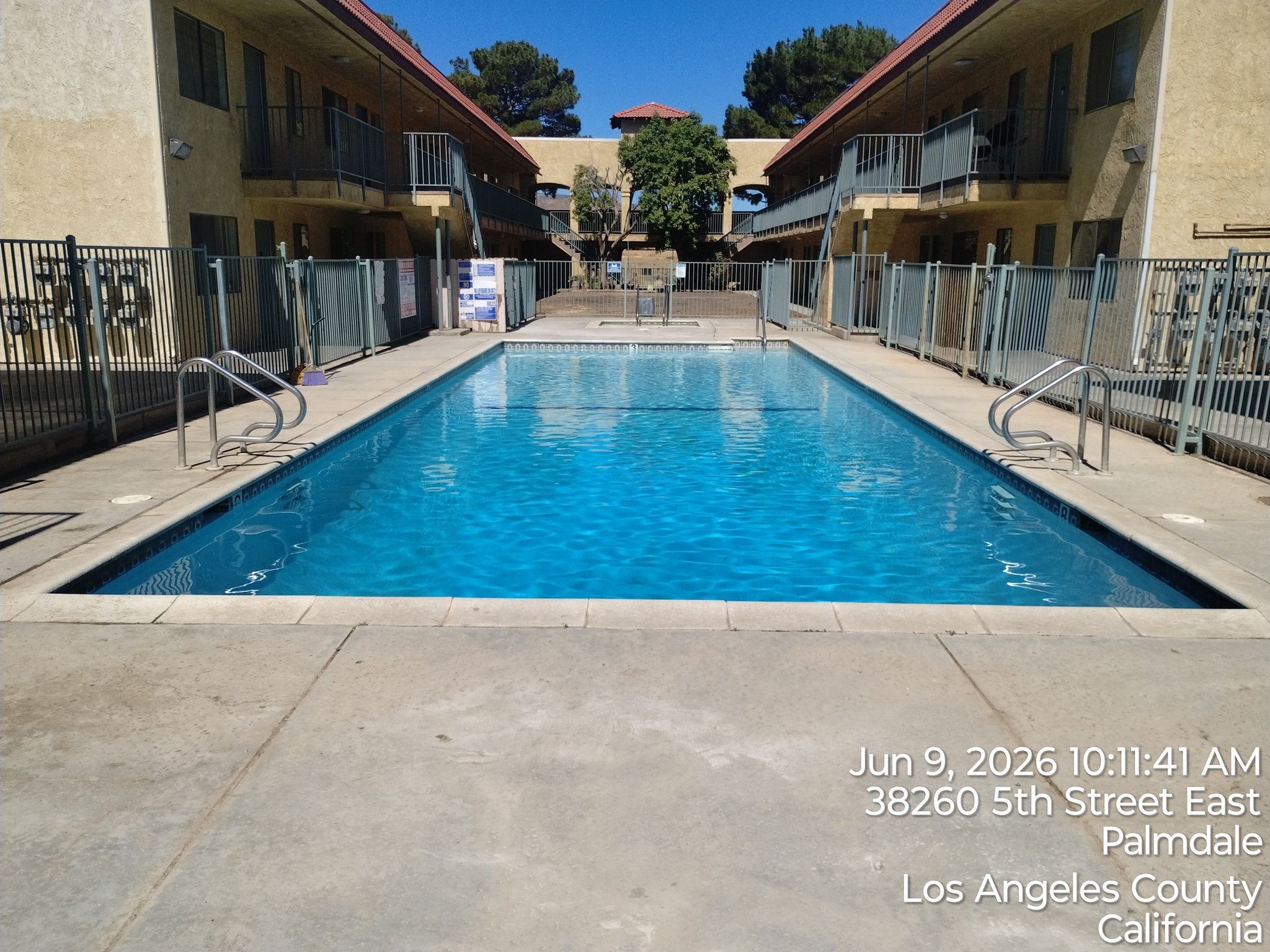 Palmdale Apartment: 38290 5th St E