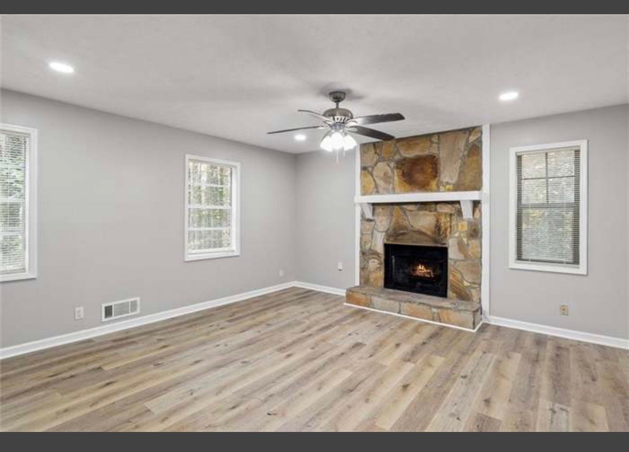 Lilburn Townhome: 338 Bradley Woods Ct NW