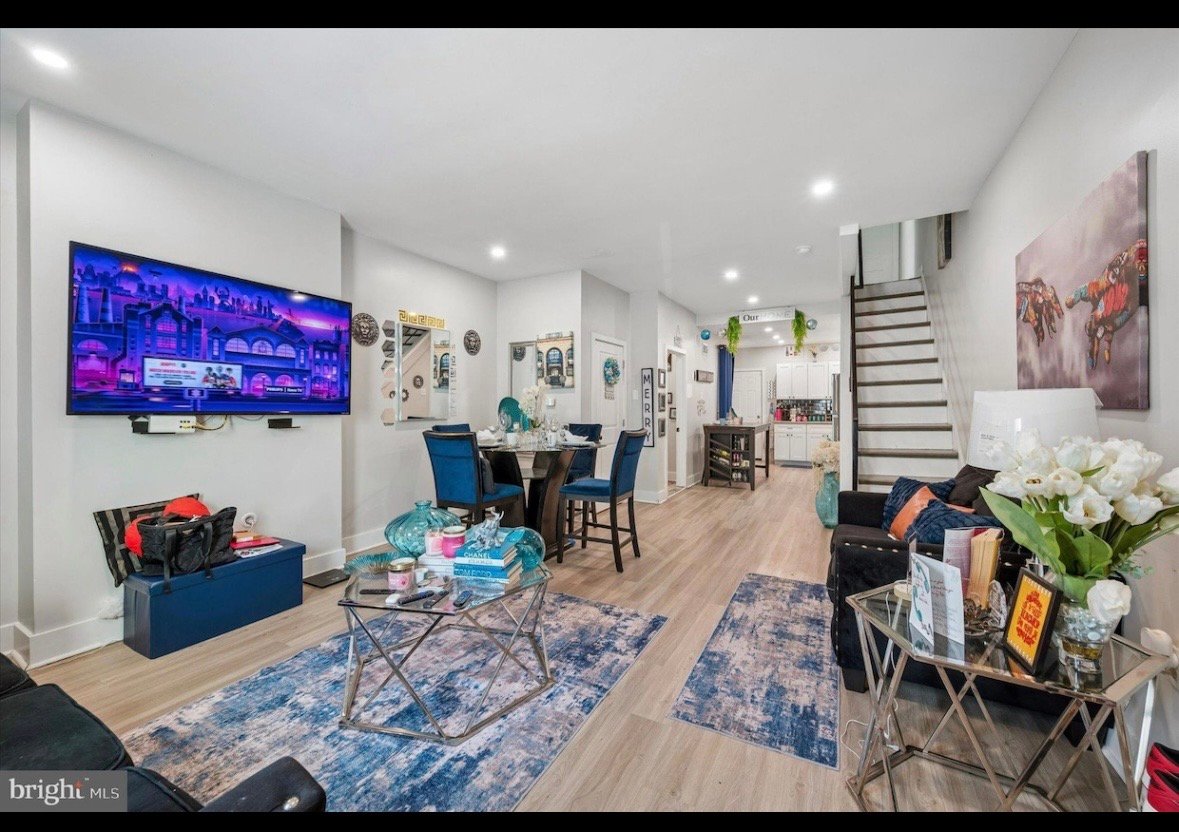 Philadelphia House: 912 N Markoe St