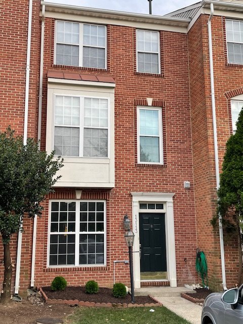Herndon Townhome: 13113 Park Crescent Cir