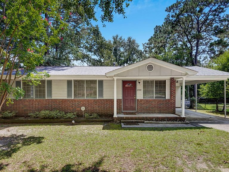 Columbia House: 2900 Holt Dr