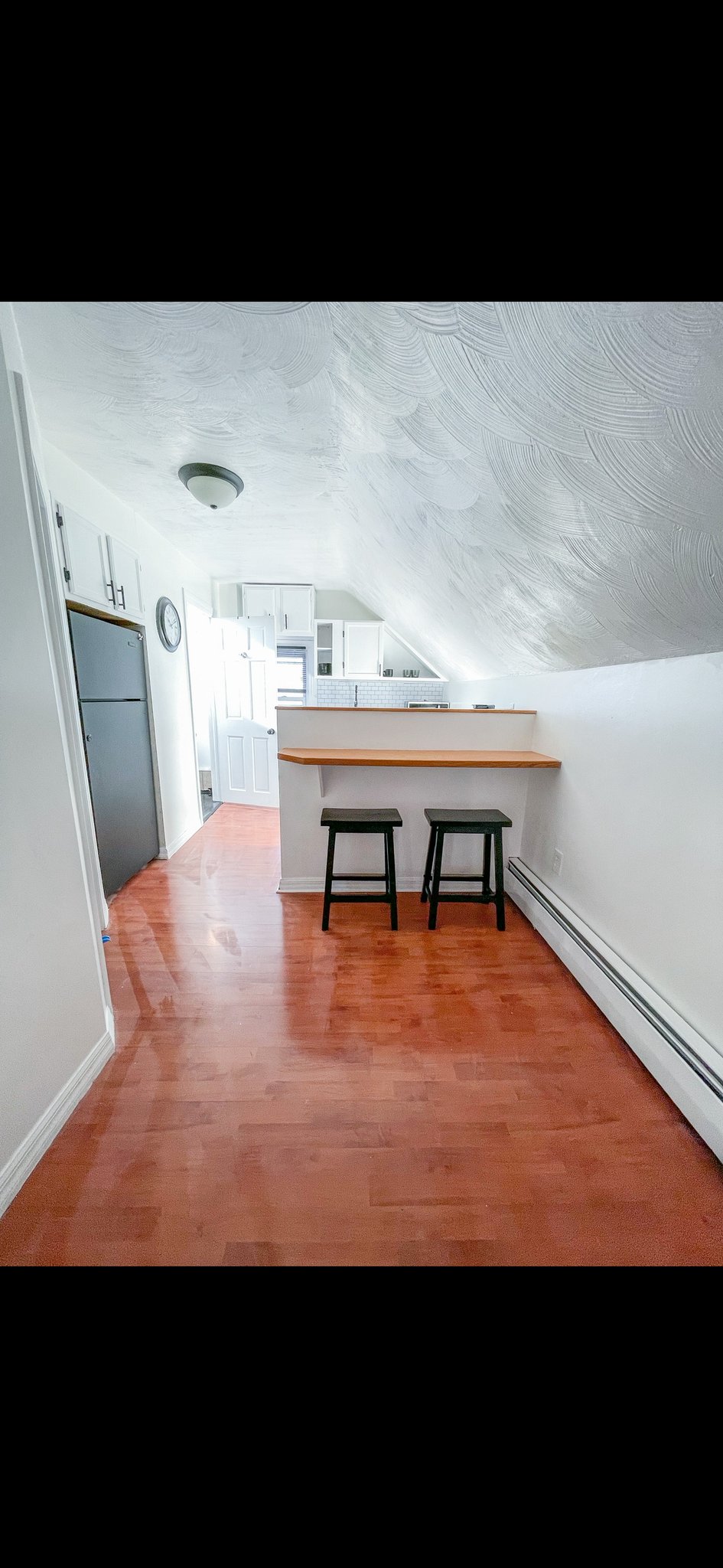East Providence Apartment: 64 Walnut St