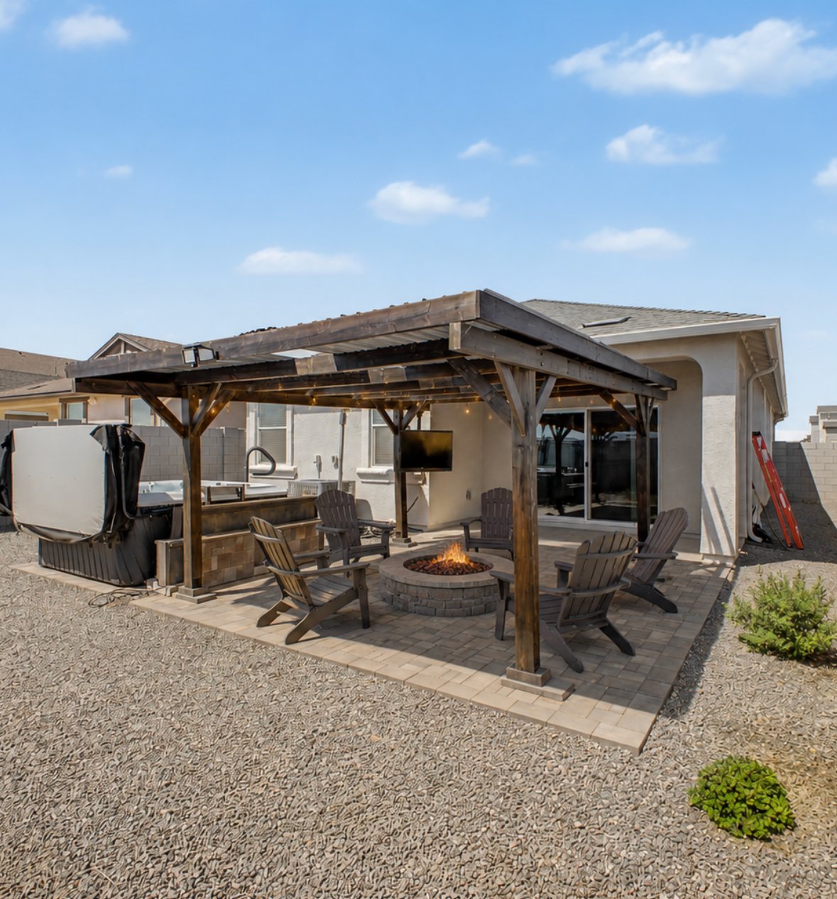 Maricopa House: 34843 W Lucca Dr