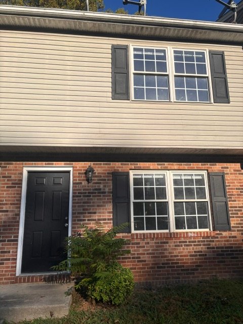 Martinsville Apartment: 1136 Rives Rd