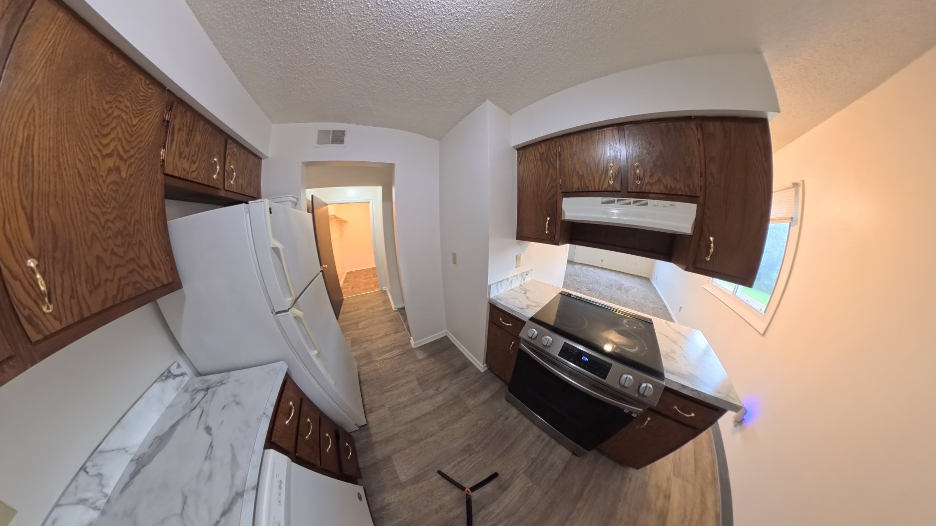 Ankeny Apartment: 2021 nw hickory lane