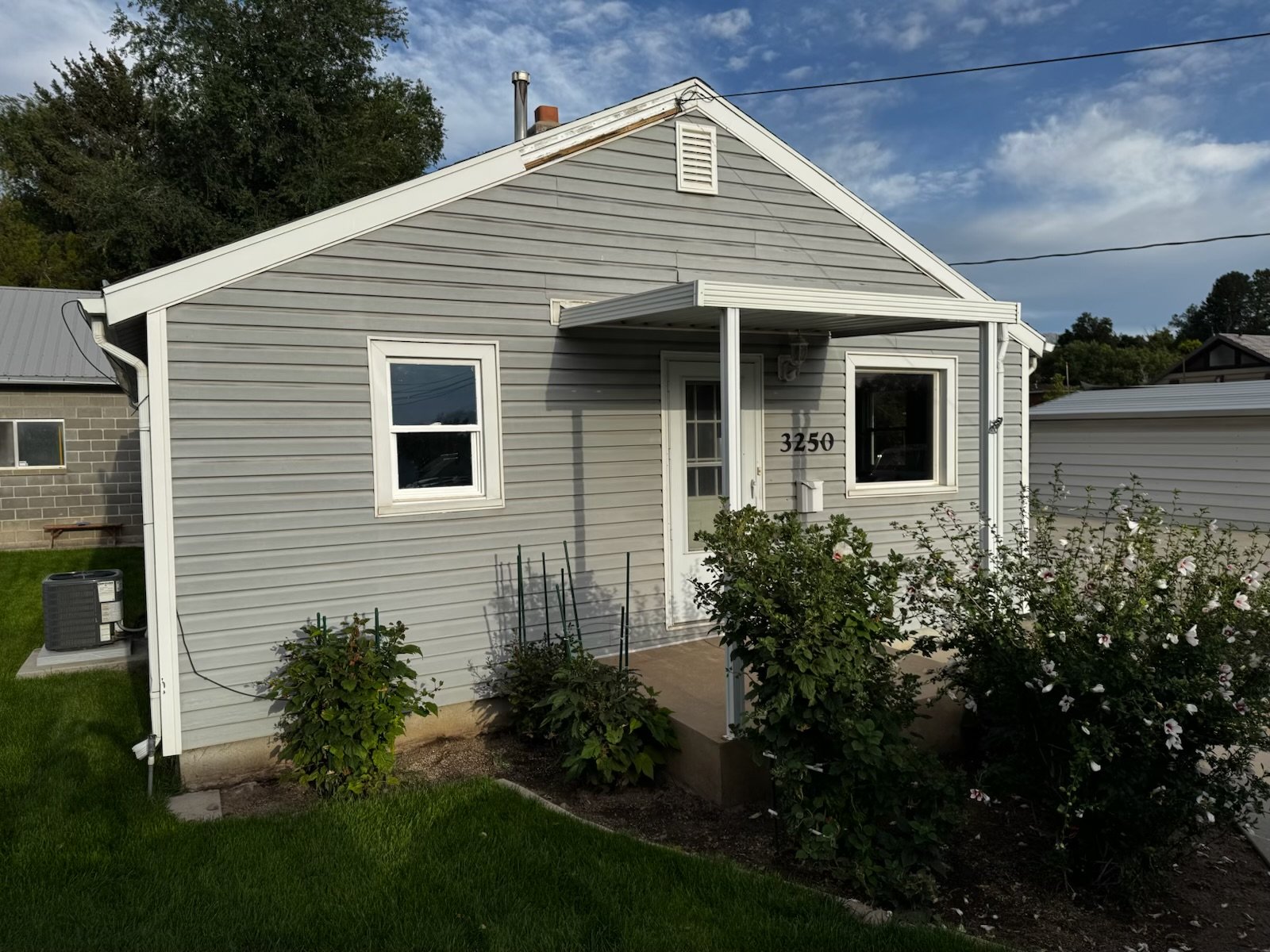 Ogden House: 3250 Jefferson Ave