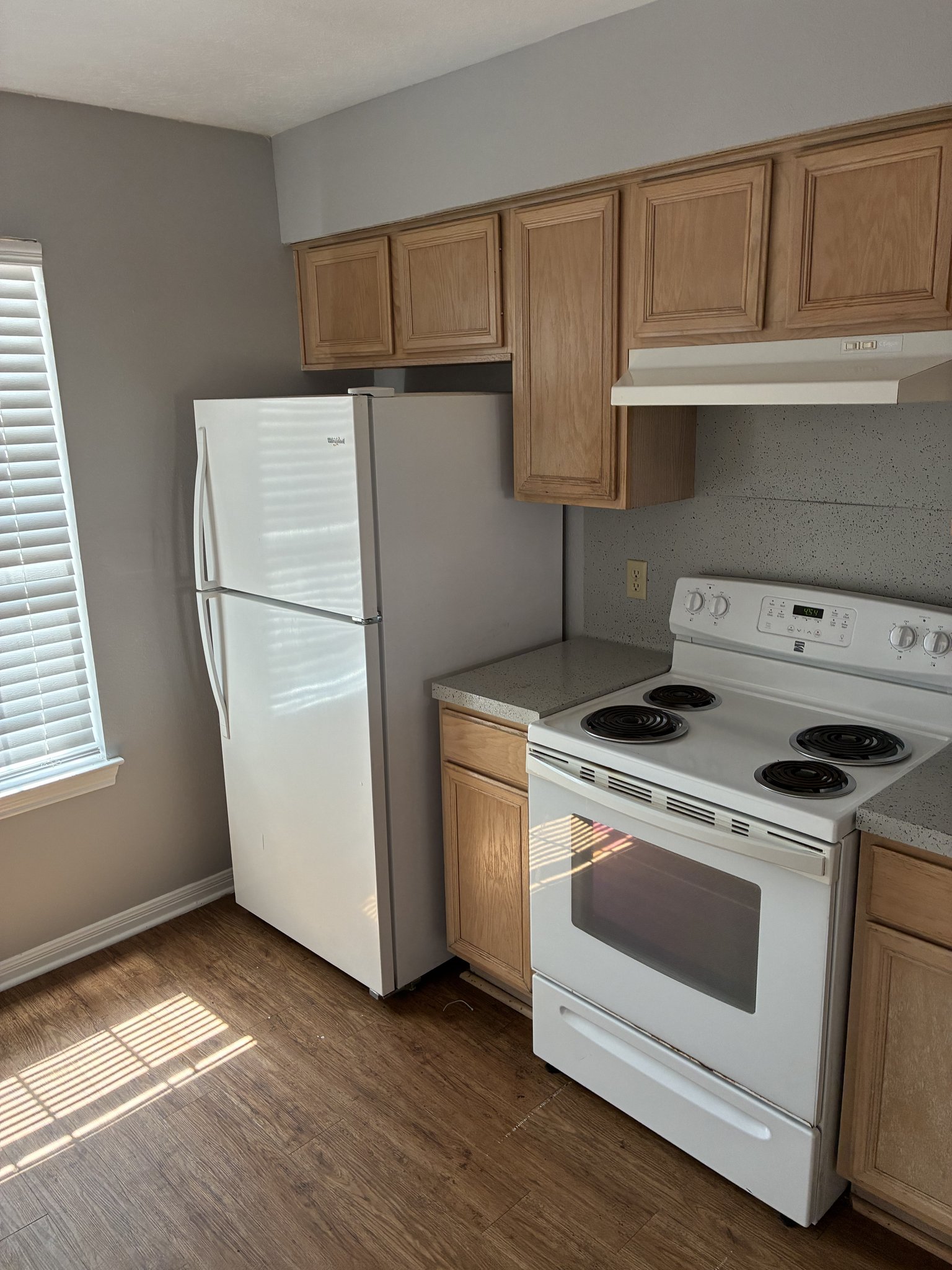 College Station Multiplex: 1405 Summit St