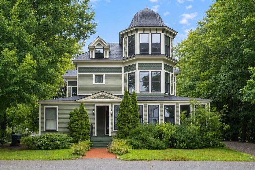 Kennebunk Condo: 17 Storer Street