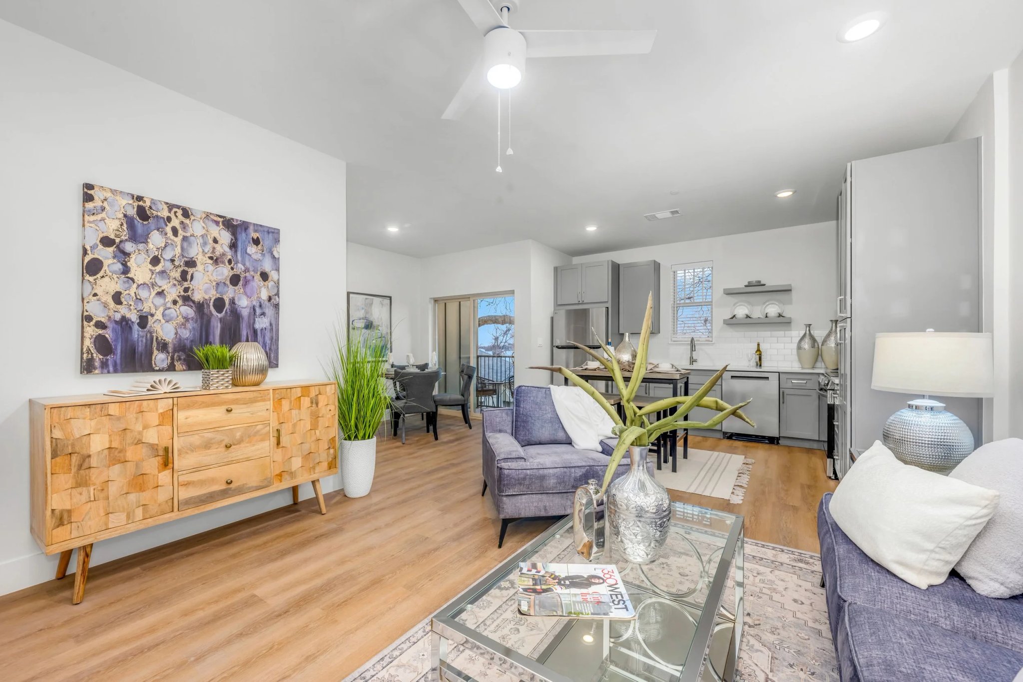 Dallas Apartment: 5313 Reiger Ave