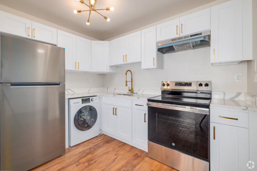 Barrington Apartment: 2101 Reamer Dr