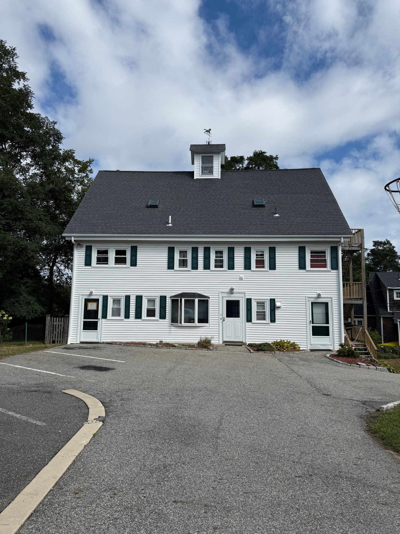 Rockport Apartment: 11 r South Street