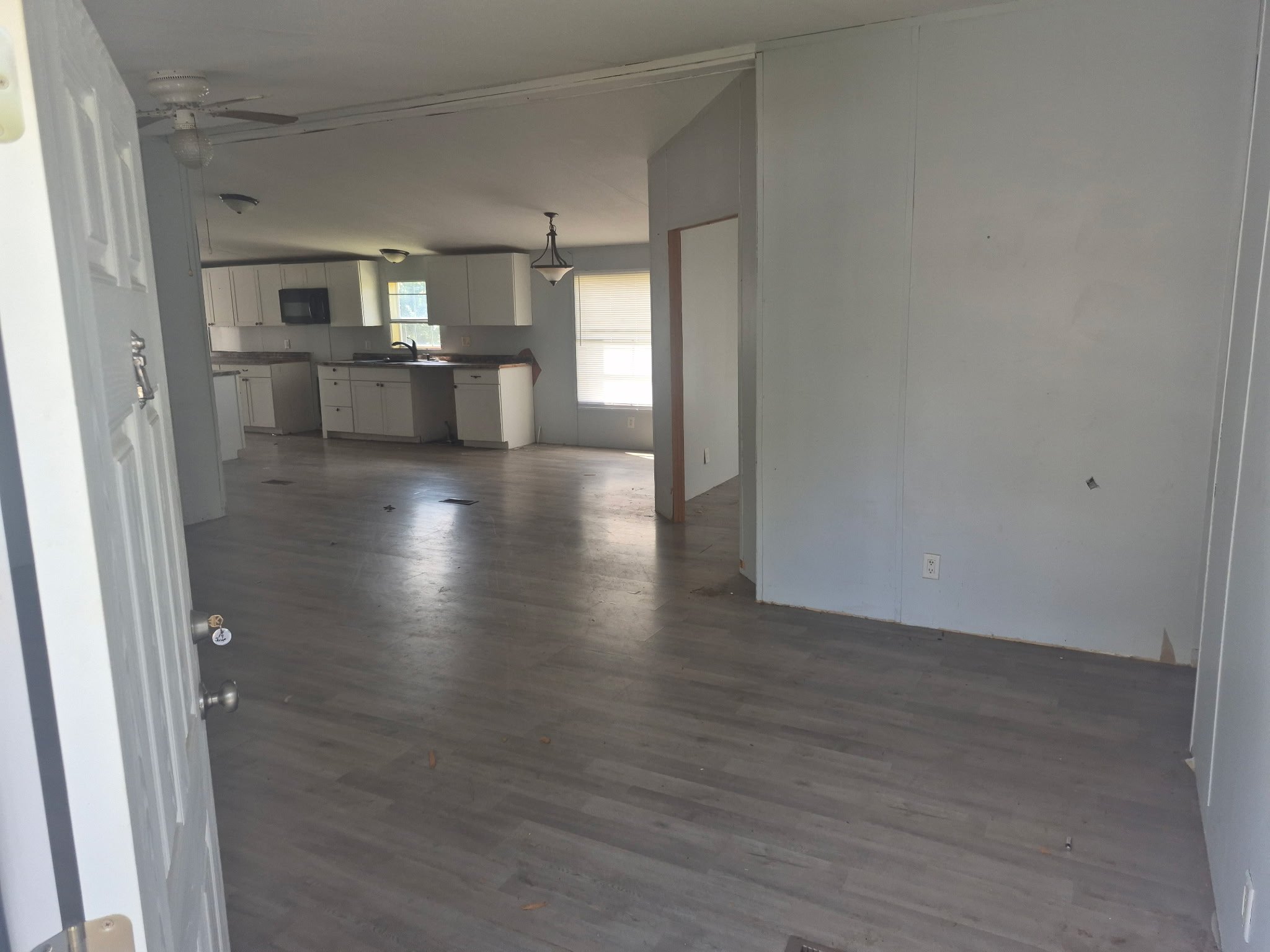 Lowelville House: 19 skip dr