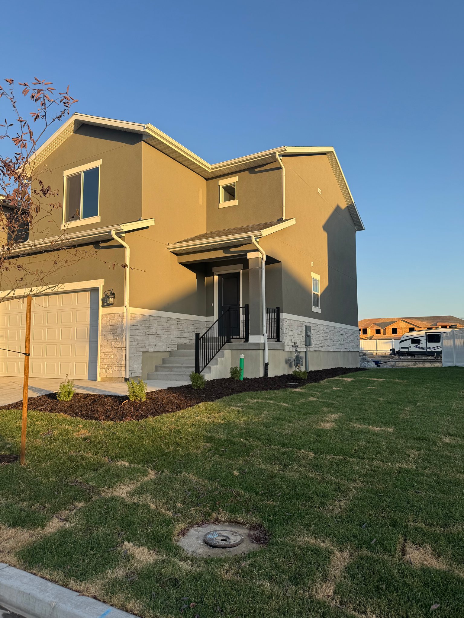 Magna Townhome: 7249 W San Harbor Ln