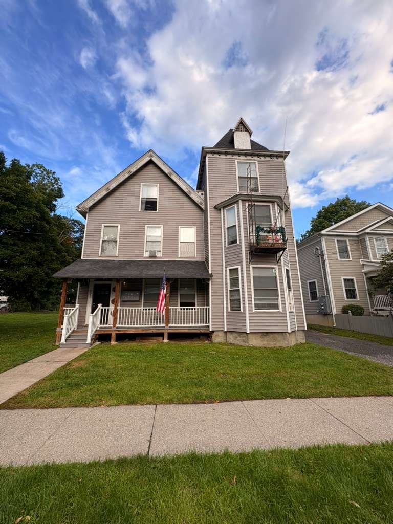 Poughkeepsie Apartment: 51 N Clinton Street