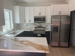 San Diego House: 4537 benhurst ave