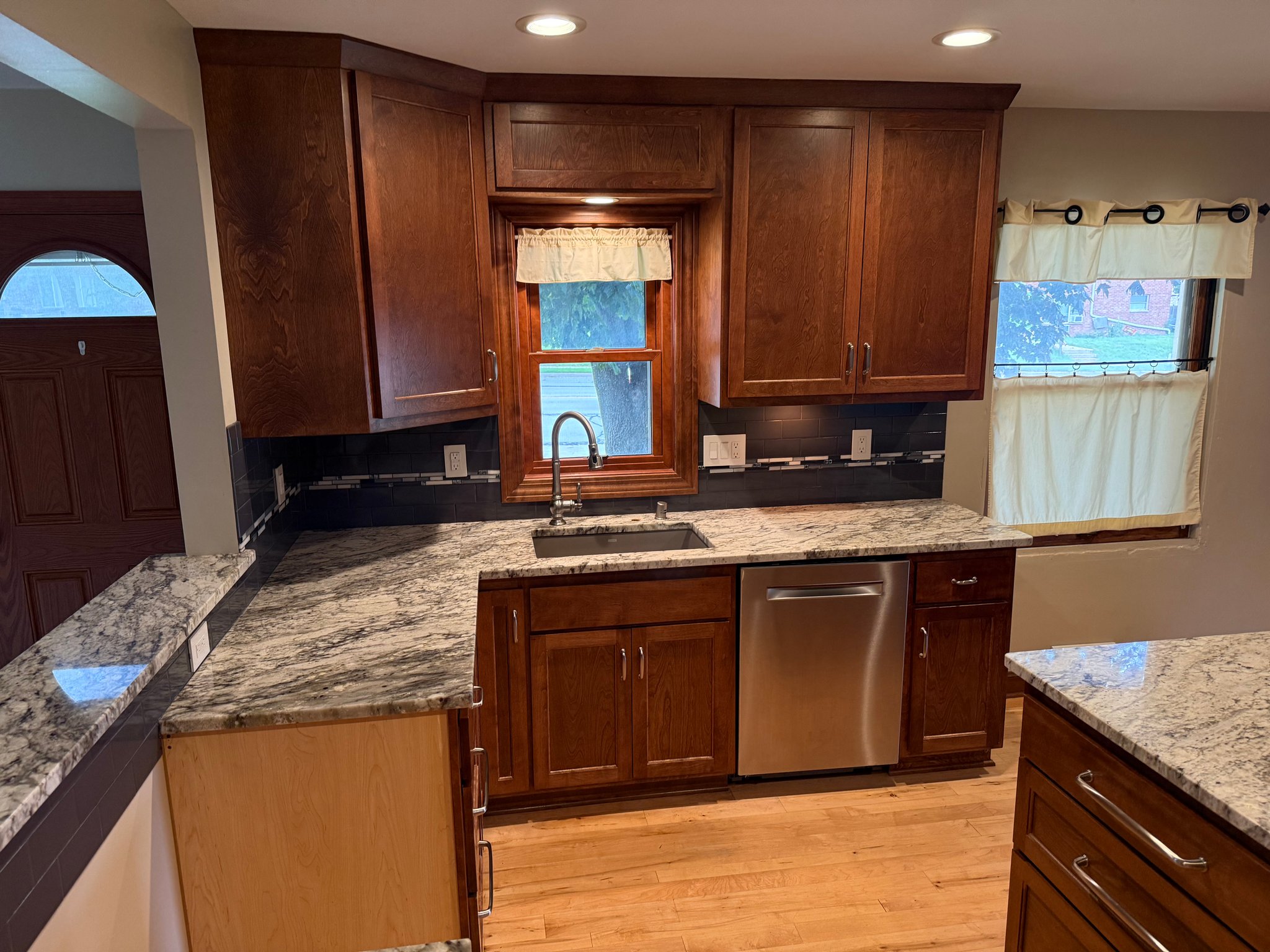 Milwaukee House: 5672 S 13th St