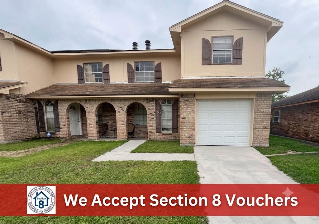 Harvey Townhome: 3032 Destrehan Ave