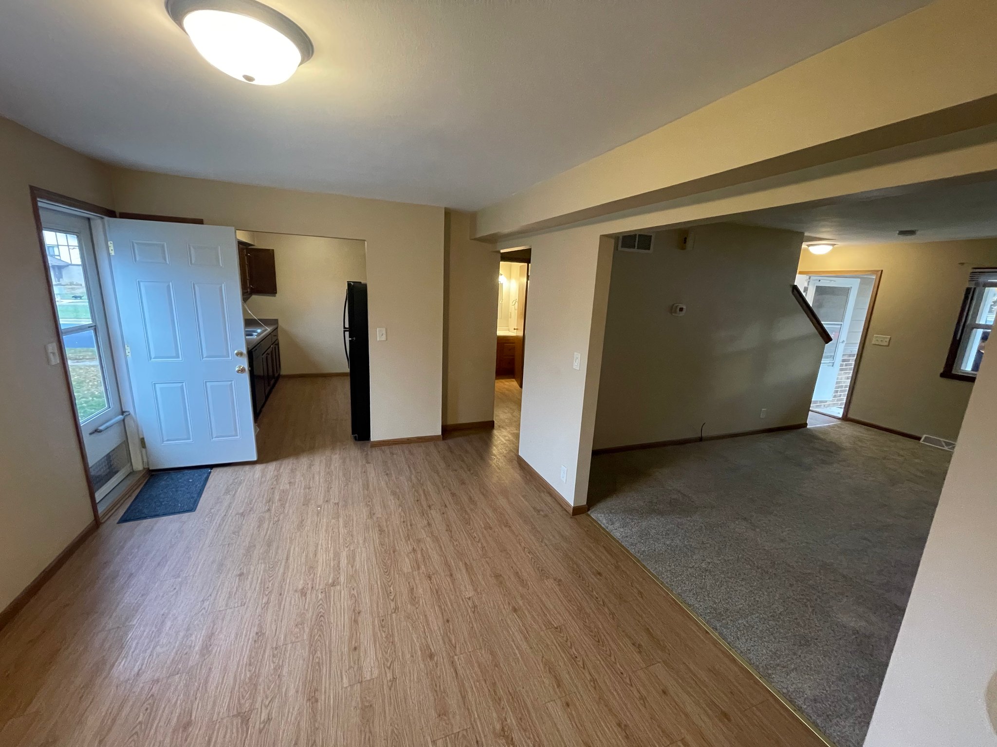 Waukesha Townhome: 2700 Albany Ct